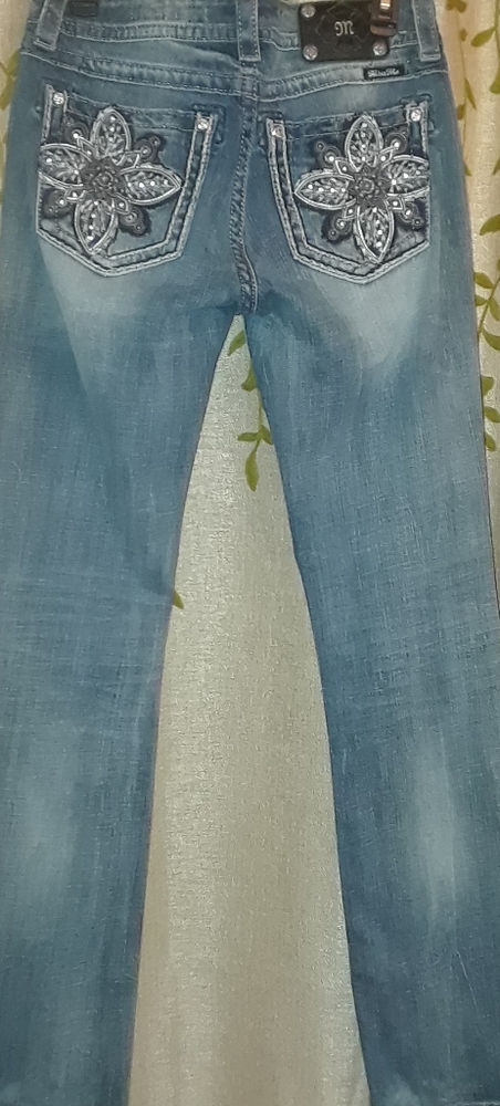 Miss Me Jeans 31 w 34 l like new worn once